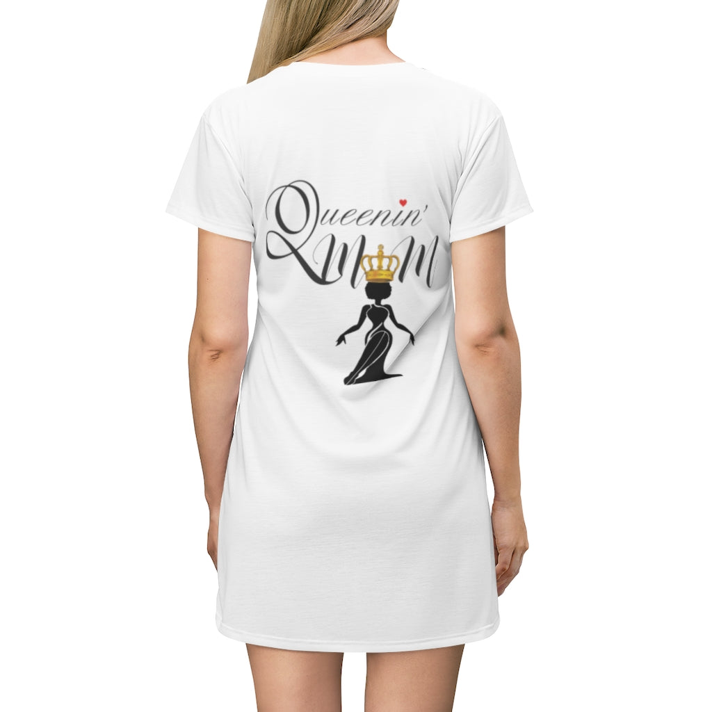 Queenin' T-Shirt Dress